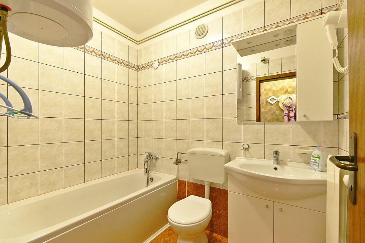 Apartment Vesna Novi Vinodolski Exteriör bild
